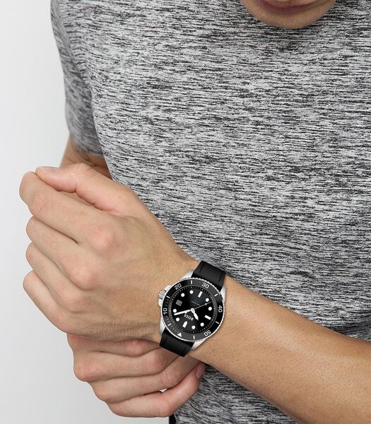 Horloge BOSS BLACK ACE Heren 1513913 Analoog Behuizing Mineraal Zwart Bracelette Silicone Zwart Boucle ardillon Etanchéiteiten 20 ATM