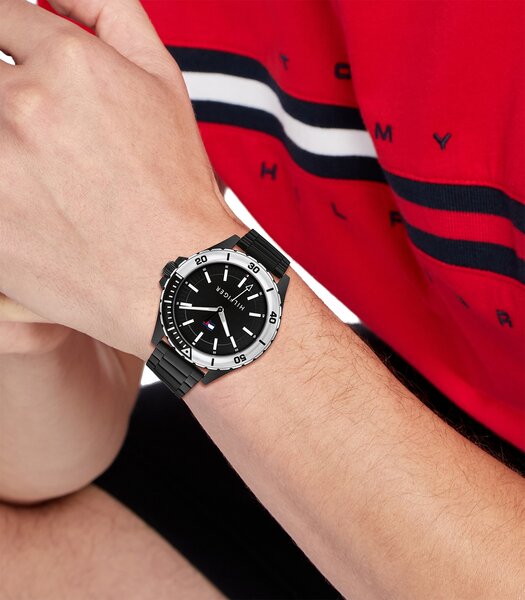 Montre TOMMY HILFIGER LOGAN Homme 1792014 Analogue Cadran MINERAL Noir Bracelet Acier Noir Boucle déployante Etanchéité 5BAR