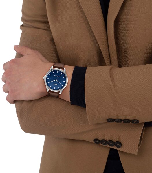 Montre LACOSTE CLASSIC ELEGANCE Homme 2011477 Analogue Cadran MINERAL Bleu Bracelet Cuir Brun Etanchéité 5BAR
