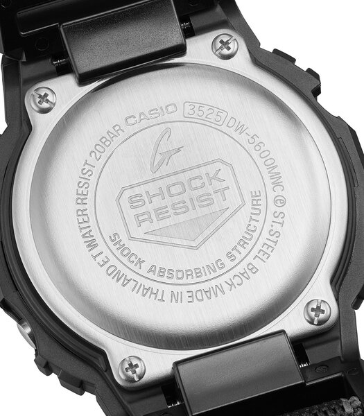Montre CASIO G-SHOCK Homme DW-5600MNC-1ER