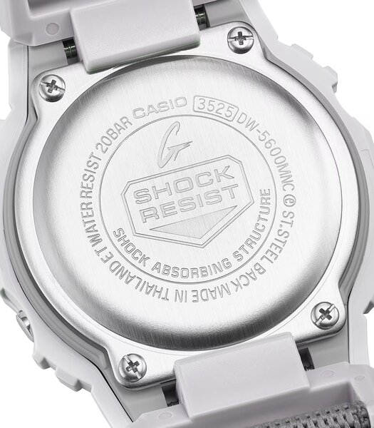 Montre CASIO G-SHOCK Homme DW-5600MNC-7A8ER