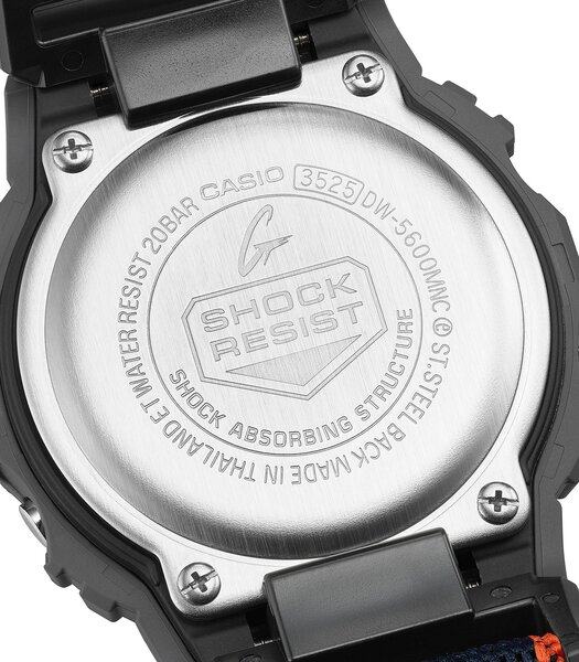 Montre CASIO G-SHOCK Homme DW-5600MNC-8A2ER